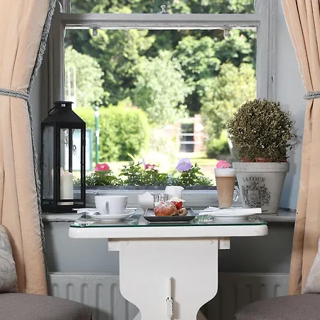 ホテル カニンガム アームズ 3*